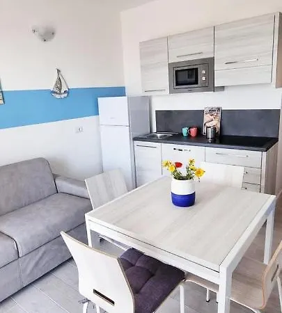 Il Tramonto 公寓 卡斯特尔萨多